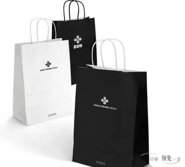 常用手提袋印刷材質的優(yōu)缺點？